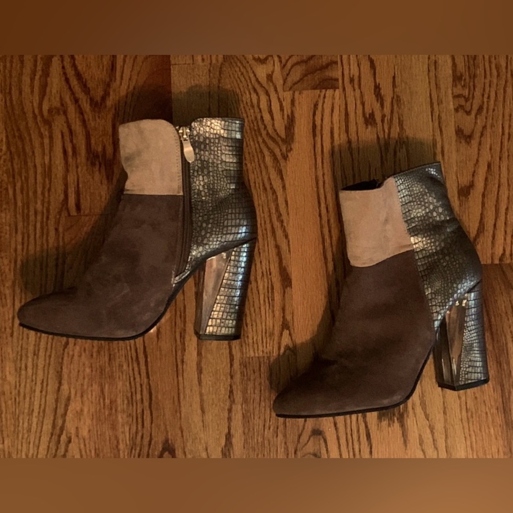 Cathy Din brown bronze Color blocked square heel booties 9 M